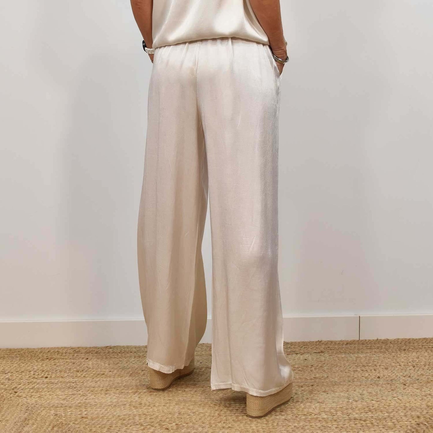 Ensemble Satin Chic - Haut Fluide & Pantalon Large