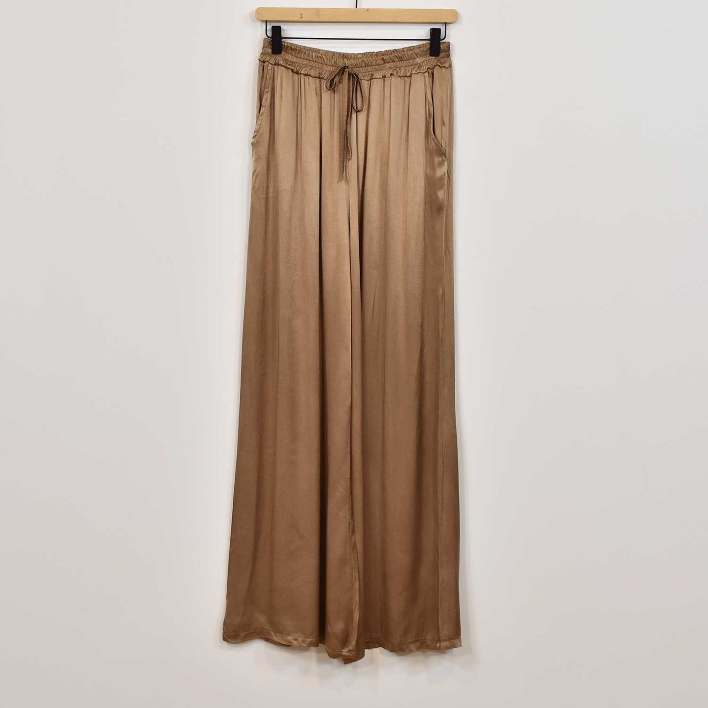 Ensemble Satin Chic - Haut Fluide & Pantalon Large